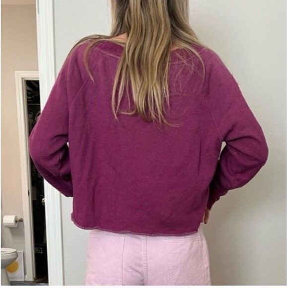 Wildfox Women's XS Venice Beach Pullover Cropped Sweatshirt Oversized Plum - Picture 2 of 11